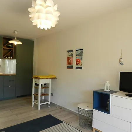 Bormes-les-mimosas, 2 Pieces, 4 Personnes - Fr-1-251-651 Appartamento *