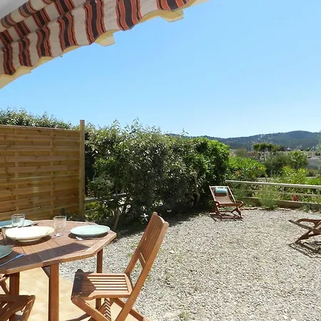 Appartamento Bormes-les-mimosas, 2 Pieces, 4 Personnes - Fr-1-251-651